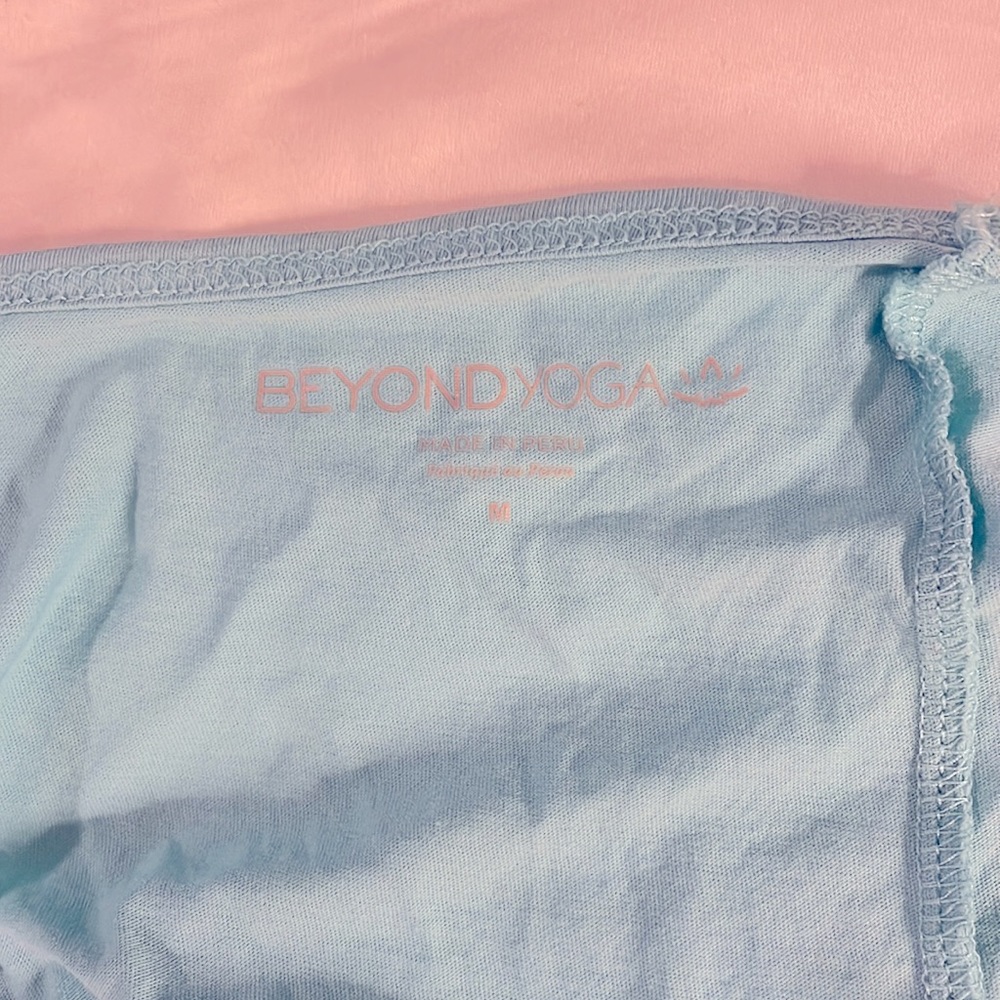 Beyond Yoga Tank - Picture 3 of 3